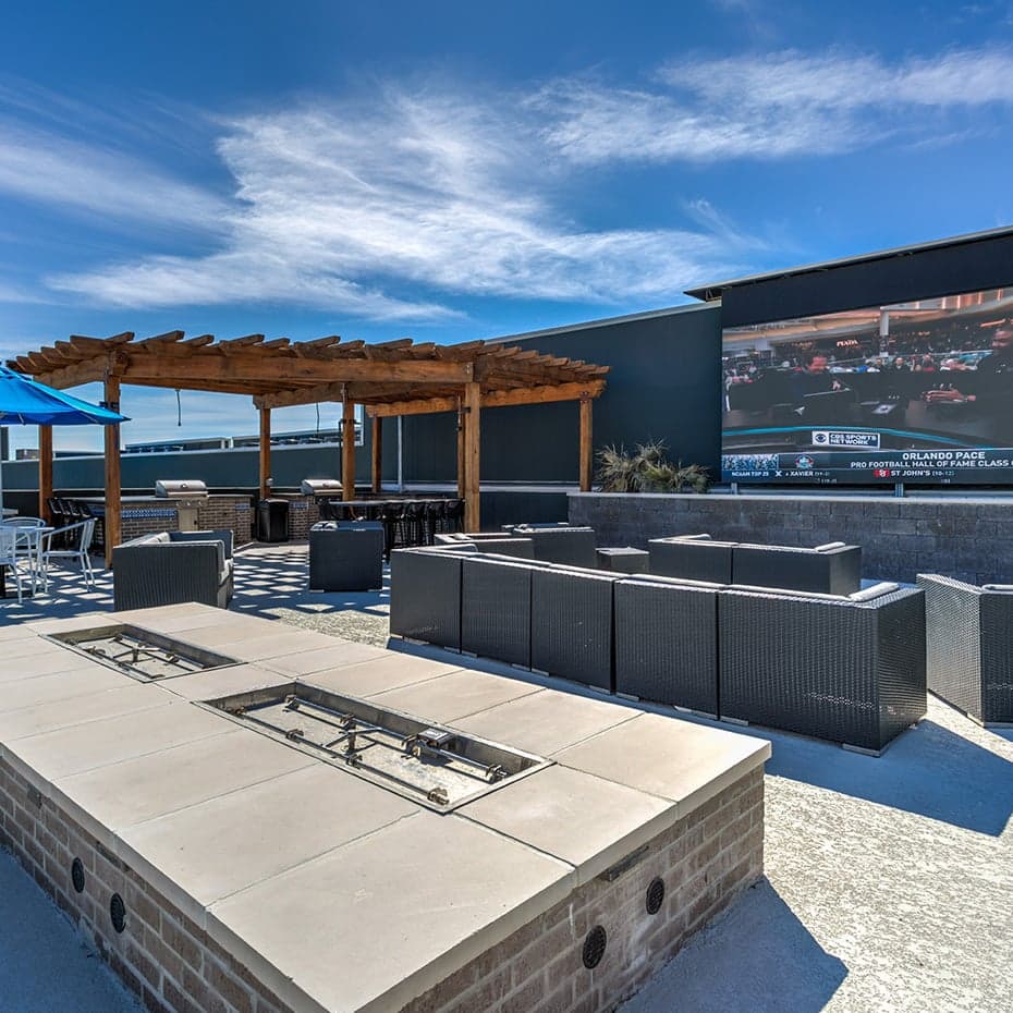 BLA-Rooftop-Lounge—Jumbotron-Area